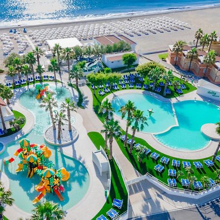 Holiday Family Village Porto SantʼElpidio Екстериор снимка