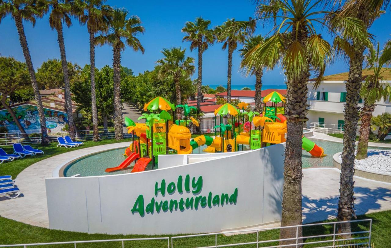 Holiday Family Village Porto SantʼElpidio Екстериор снимка