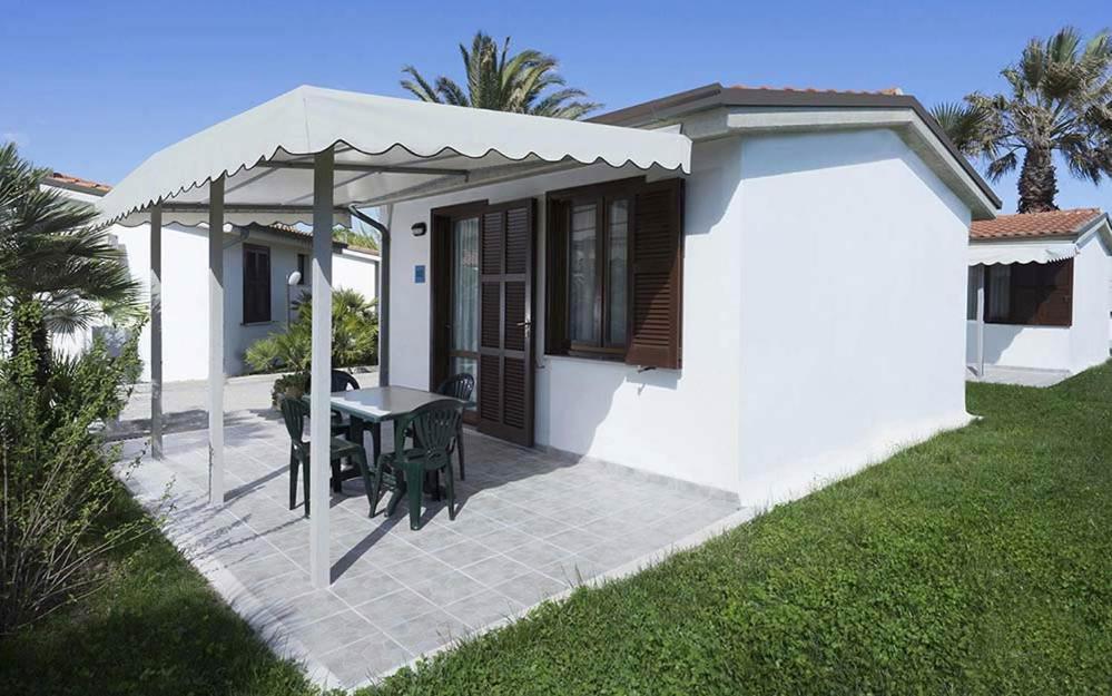 Holiday Family Village Porto SantʼElpidio Стая снимка