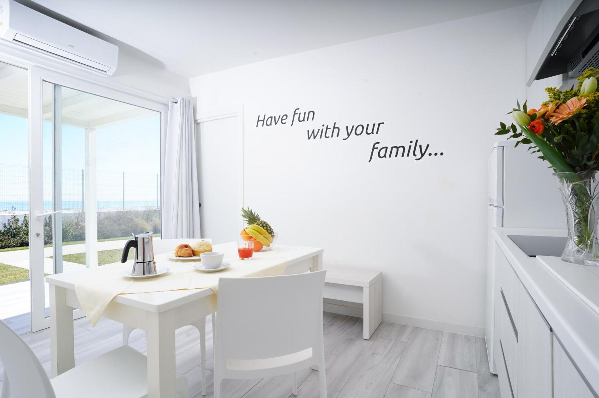 Holiday Family Village Porto SantʼElpidio Екстериор снимка